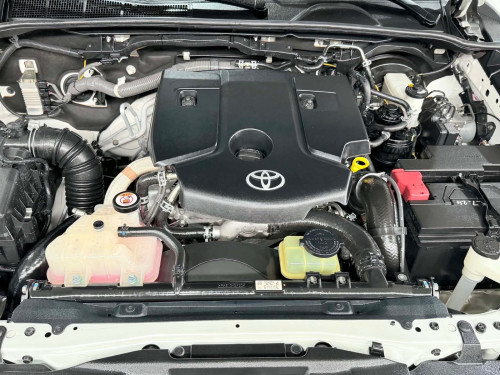 Toyota Fortuner 2020 TRD Full option ឆ្វេងសុីនចូលតាមករុមហ៊ុន Toyota ថ្នាំសុីន100%