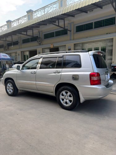 Toyota Highlander 02P1V4