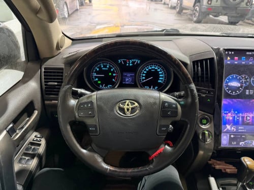 Toyota Land Cruiser 2008