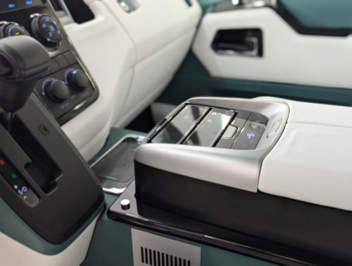 Toyota New Toyota Hiace 2025 VIP