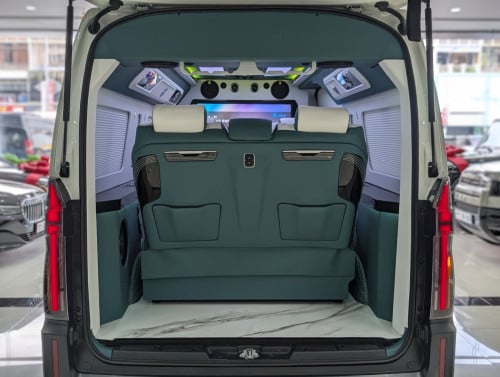 Toyota New Toyota Hiace 2025 VIP