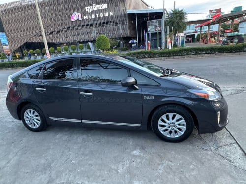 Toyota PIRUS 2013 Plug in🔌🔋 option 4