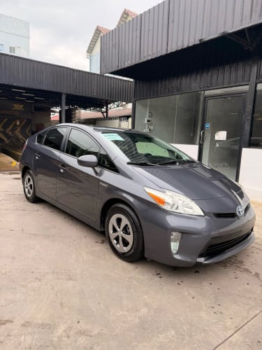 Toyota Prius 013 option 3