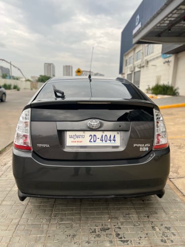 Toyota Prius 08 Full ពណ៏ប្រផេះ ធានាកាត់ឈ្មោះបាន ក្បាលBរឺក្បាលCពីអក្សរ ម៉ាញ៉ែតសុិន.  MC
