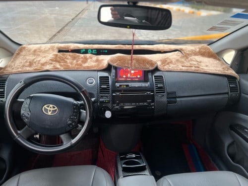 Toyota Prius 08 Full ពណ៏ប្រផេះ ធានាកាត់ឈ្មោះបាន ក្បាលBរឺក្បាលCពីអក្សរ ម៉ាញ៉ែតសុិន.  MC