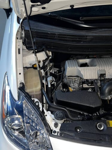 Toyota Prius 2012 Option 3 Solar ពណ៌​ស​ សន្លឹក​ពន្ធ​ 🔵តម្លៃពិសេស 20,300$ ចរចារ​