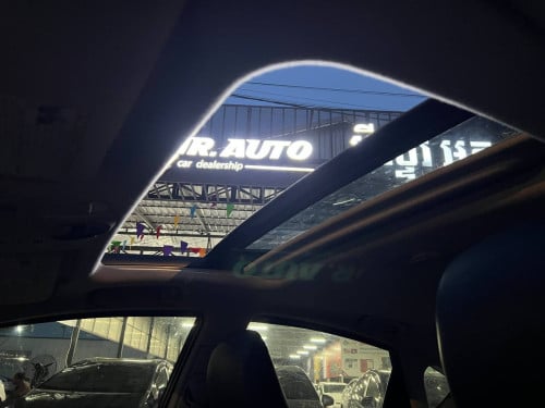Toyota Prius 2012 Option 3 Solar ពណ៌​ស​ សន្លឹក​ពន្ធ​ 🔵តម្លៃពិសេស 20,300$ ចរចារ​