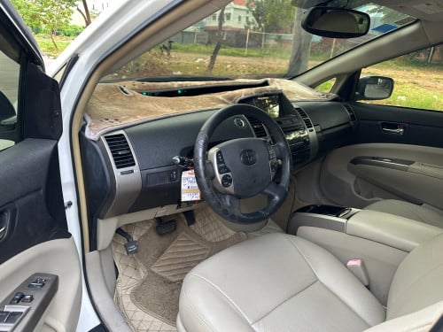 Toyota Prius Full option សេរីឆ្នាំ2006 ម្ចាស់ដេឺមផ្ទាល់ម៉ាញ្ញែMcឡានអត់បុកអត់ច្រេៈឡានថ្មី