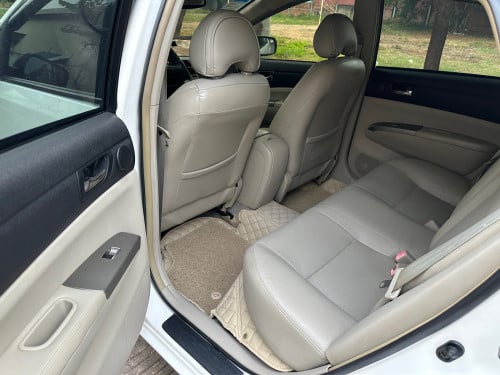 Toyota Prius Full option សេរីឆ្នាំ2006 ម្ចាស់ដេឺមផ្ទាល់ម៉ាញ្ញែMcឡានអត់បុកអត់ច្រេៈឡានថ្មី