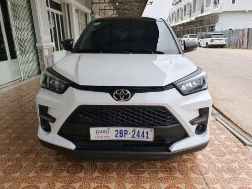 Toyota Raize 2022 ប្រភេទឡានស្អាត