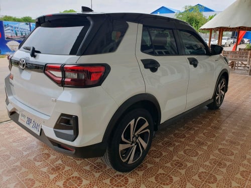 Toyota Raize 2022 ប្រភេទឡានស្អាត
