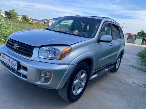 TOYOTA RAV4 2001 P2
