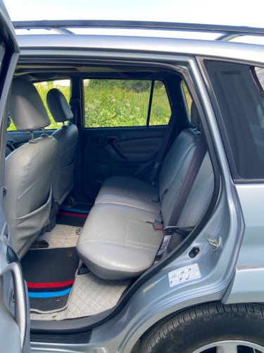TOYOTA RAV4 2001 P2