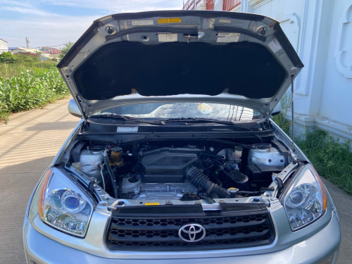 TOYOTA RAV4 2001 P2