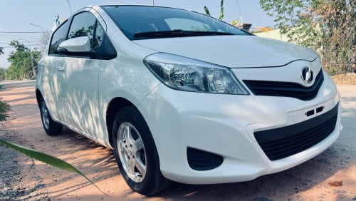 Toyota vitz ឡានក្រដាសពន្ធ តម្លៃក្រោមទីផ្សារ យកលុយបង់ធនាគារ