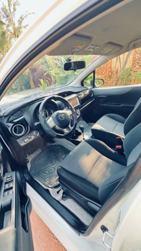 Toyota vitz ឡានក្រដាសពន្ធ តម្លៃក្រោមទីផ្សារ យកលុយបង់ធនាគារ