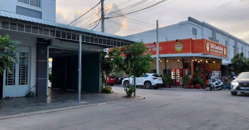 Urgent Corner house for Sale at Chouk Var2