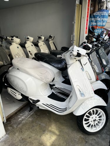 Vespa JB មួយទឹកស្លាកលេខ ម្ចាស់ដើម