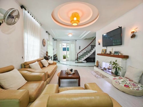 Villa 4-Bedroom  for Sale | Chroy Changvar, Phnom Penh
