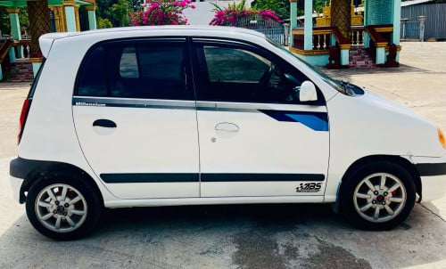 Visto2002ពោងចង្កូតឡានស្អាតល្មមប្រើ