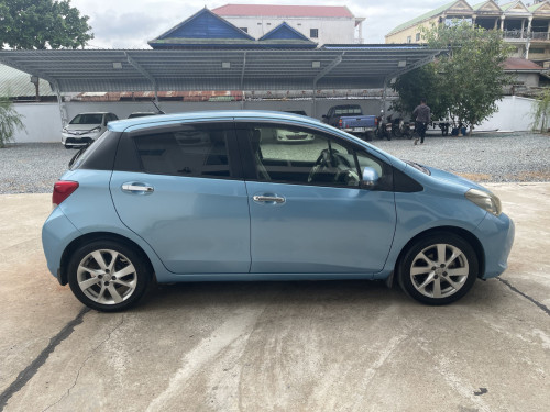 Vitz 2015 Full Option