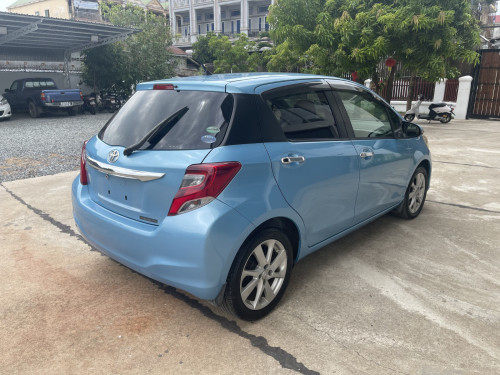 Vitz 2015 Full Option