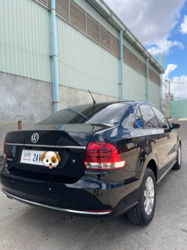 Volkswagen Year2017 Vento V4 1.6