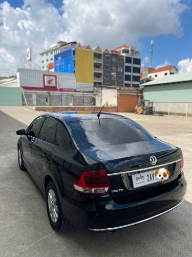 Volkswagen Year2017 Vento V4 1.6