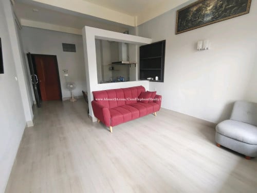 Western 1Bedroom Apartment Big Unit near BKK1