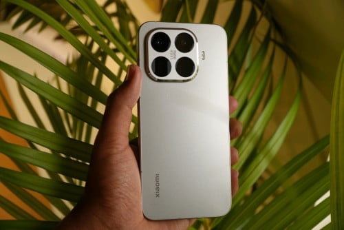 Xiaomi 15T pro Global version នៅខ្ចី