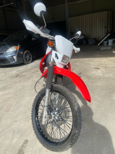 XR 230 2009