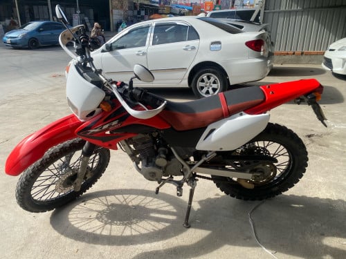 XR 230 2009