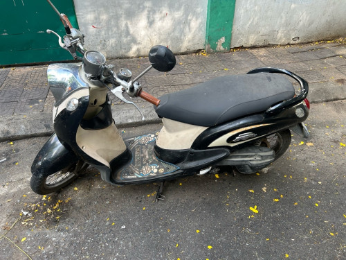 Yamaha fino year 2012 មានពន្ធ