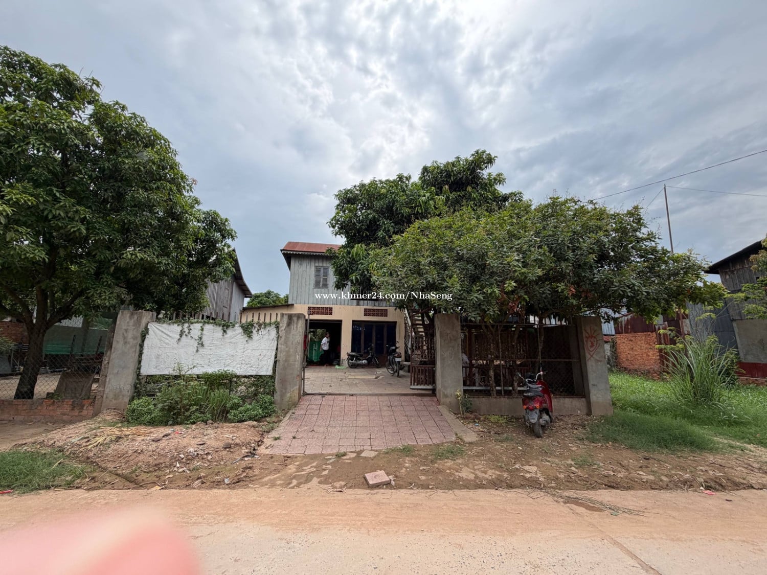 ដីលក់បន្ទាន់ ទំហំ 11m x 35m