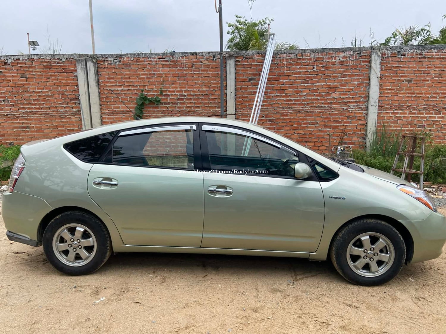 07 half full ឡានអ្នកប្រើផ្ទាល់ ចង់លក់