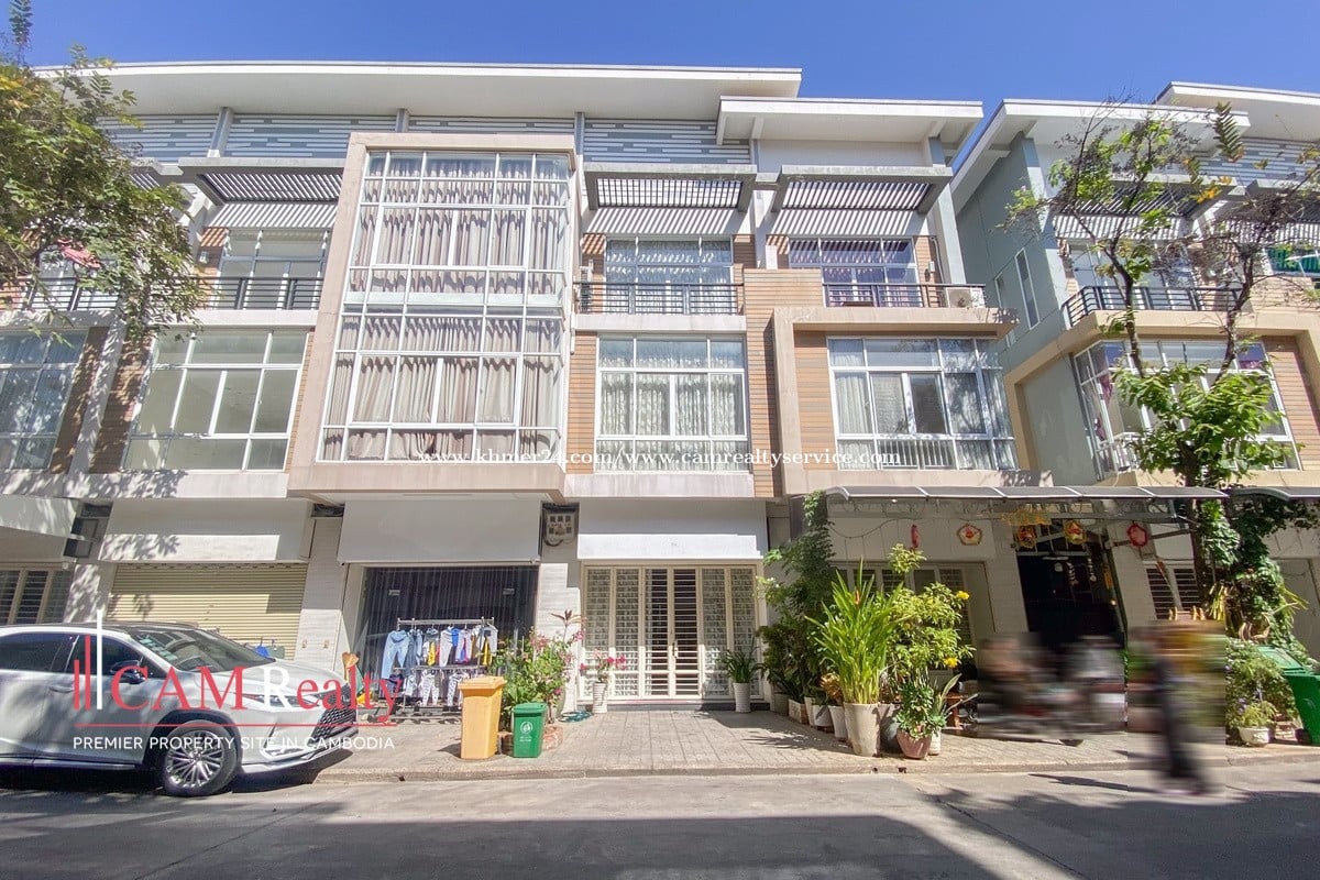 4 Bedrooms Shophouse For Rent In Borey Peng Huoth Boueng Snor