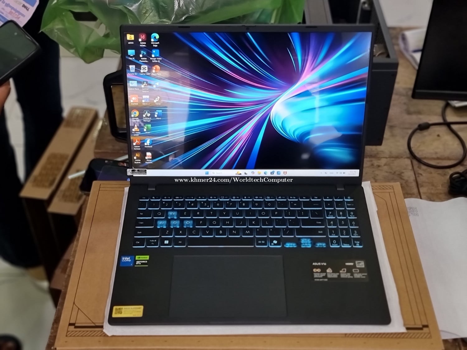 Asus F16 K3607VH , Core7-240H DDR5 16G M2 1TB RTX5050 8G FHD+ 16" 144Hz New99.99%=899$