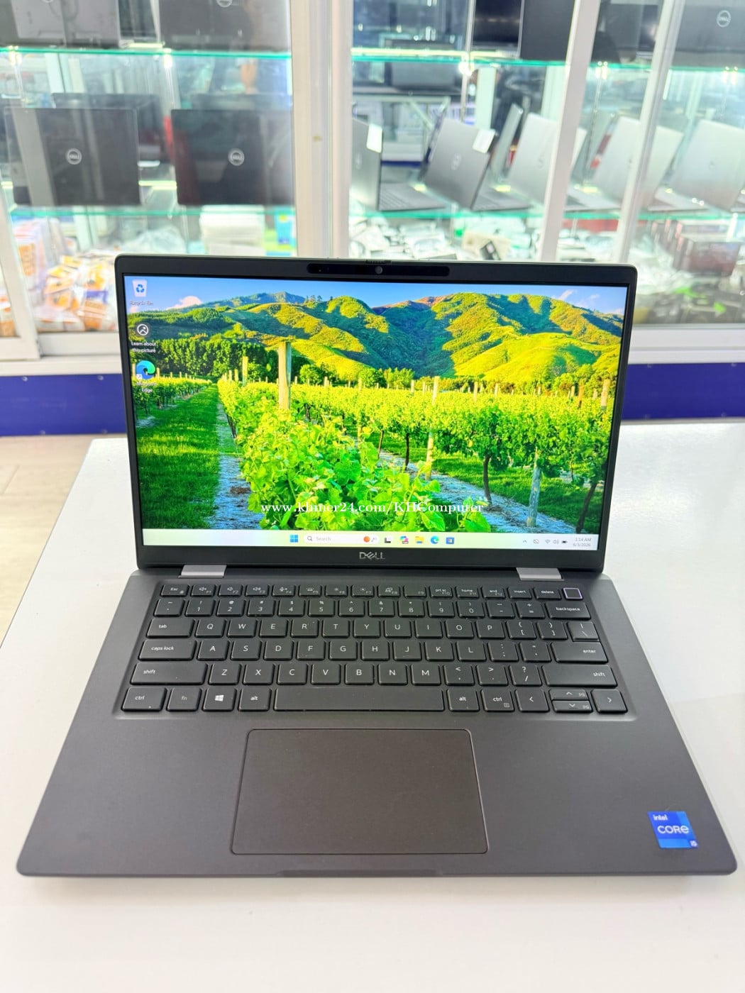 Dell Latitude 7420Core : i5-1145G7Ram : 16GB DDR4HDD : M.2 256GBDisplay : 14”FHD Touchscreen