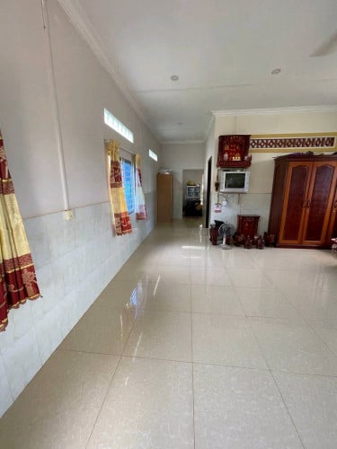 លក់ប្រញ៉ាប់លុយ