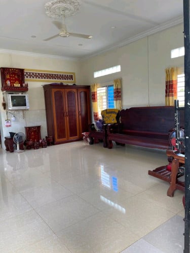 លក់ប្រញ៉ាប់លុយ