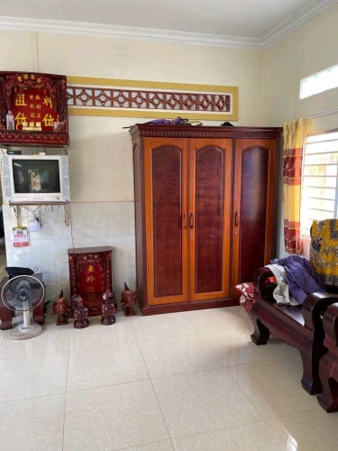 លក់ប្រញ៉ាប់លុយ