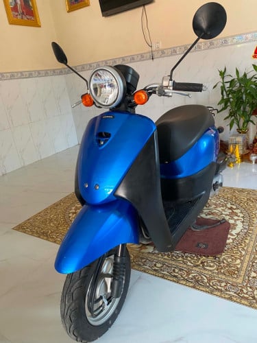 ម៉ូតូលក់បន្ទាន់ប៊ិចក្រដាស់ពន្ធ