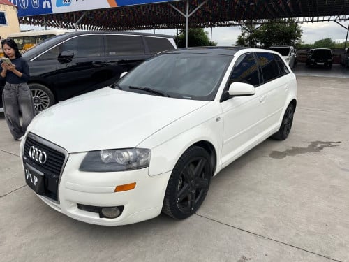 មកមើលឡានលេងៗបានបង បង