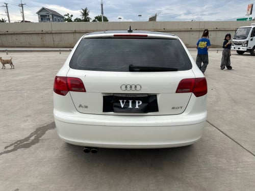 មកមើលឡានលេងៗបានបង បង