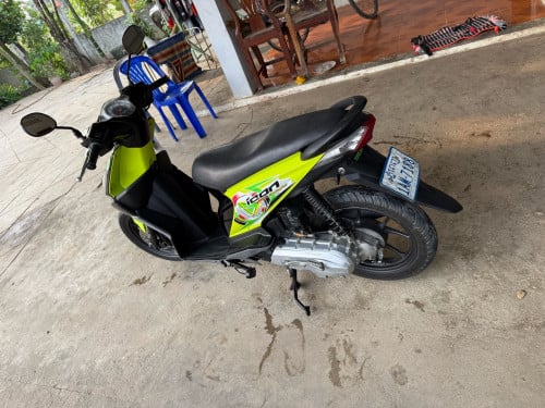 ម៉ូតូលក់