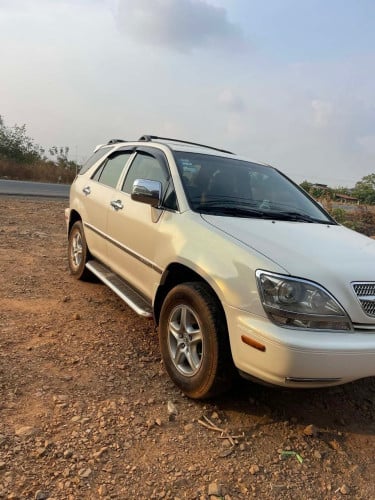 ឡានលក់ម្នាស់ជិកផ្តាល់