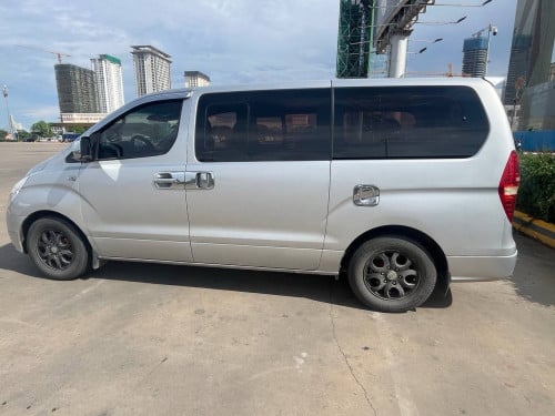 ឡានស្អាត ធានាគ្រឿងក្រោម