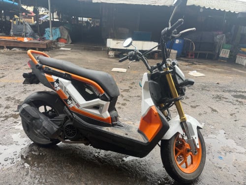 ម៉ូតូលក់ប្រញ៉ាប់