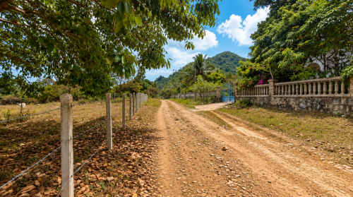 ដីកែងស្អាតលក់នៅខេត្តកែប