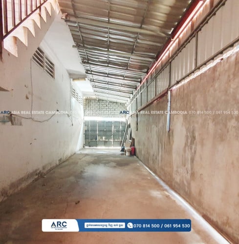 ផ្ទះសម្រាប់ជួល ស្ថិតនៅជិតទូតចិន